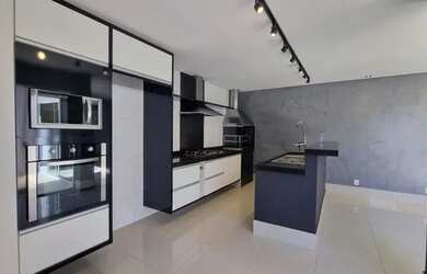 Imagem: A casa em condomínio possui 3 Dormitórios, 3 Banheiros, 2