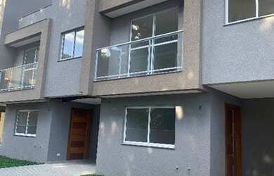 Imagem: A casa em condomínio possui 3 Dormitórios, 4 Banheiros, 2