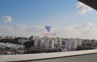 Imagem: O apartamento possui 3 Dormitórios, 1 Banheiro, 2 Vagas na