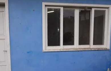 Imagem: A casa possui 1 Dormitório, 1 Banheiro, 360m² de Área e