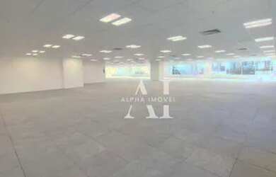 Imagem: O depósito possui 5 Vagas na garagem, 500m² de Área e está