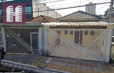 Imagem: A casa possui 4 Dormitórios, 2 Banheiros, 3 Vagas na garagem