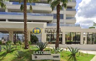 Imagem: O apartamento possui 4 Dormitórios, 4 Banheiros, 4 Vagas na