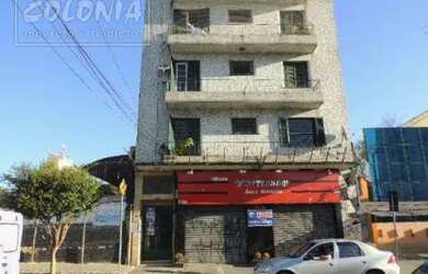 Imagem: O depósito possui 2 Vagas na garagem, 720m² de Área e está