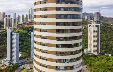 Imagem: O apartamento possui 4 Dormitórios, 4 Banheiros, 4 Vagas na