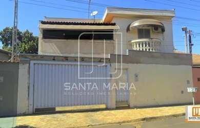 Imagem: A casa possui 4 Dormitórios, 5 Banheiros, 4 Vagas na garagem