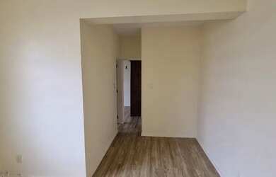 Imagem 4: Jornalista - 2 qts 2 andar em frente a Fametro