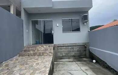 Imagem: A casa possui 2 Dormitórios, 1 Banheiro, 1 Vaga na garagem