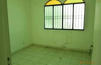 Imagem 3: Apart. de Frente R$ 1.000,00 Centro Santa Cruz , ao lado do Prezunic