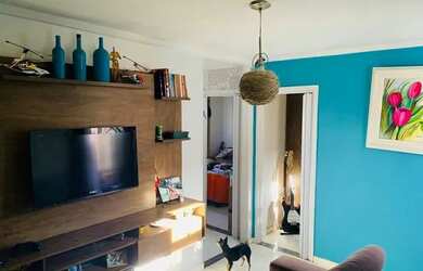 Imagem: O apartamento possui 2 Dormitórios, 1 Banheiro, 1 Vaga na garagem