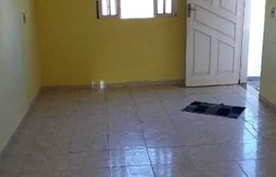 Imagem: A casa possui 3 Dormitórios, 1 Banheiro, 150m² de Área e