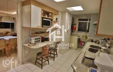 Imagem 5: Apartamento para venda possui 192 metros quadrados com 3 quartos em Leblon - Rj