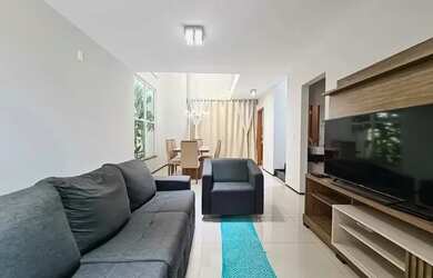 Imagem: O apartamento possui 4 Dormitórios, 5 Banheiros, 2 Vagas na