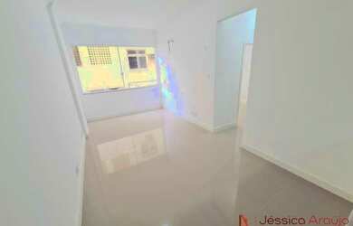 Imagem 2: Apartamento 2 quartos com 70 m², reformado em Laranjeiras com ótima...