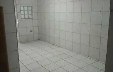 Imagem: A casa possui 5 Dormitórios, 2 Banheiros, 1 Vaga na garagem