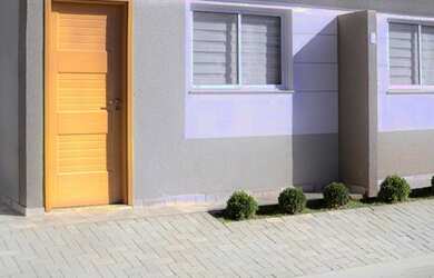 Imagem: A casa em condomínio possui 2 Dormitórios, 1 Banheiro, 1 Vaga