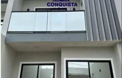 Imagem: A casa possui 3 Dormitórios, 3 Banheiros, 1 Vaga na garagem