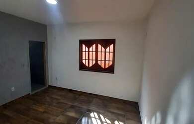 Imagem: A casa em condomínio possui 4 Dormitórios, 4 Banheiros, 2