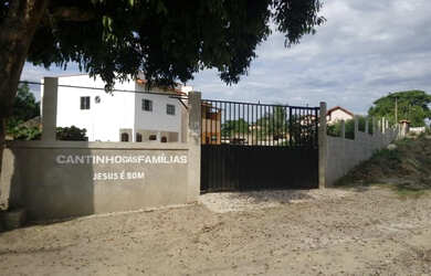 Imagem: A kitnet possui 1 Dormitório, 1 Banheiro, 2 Vagas na garagem