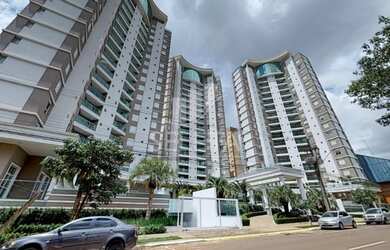 Imagem: O apartamento possui 3 Dormitórios, 5 Banheiros, 3 Vagas na