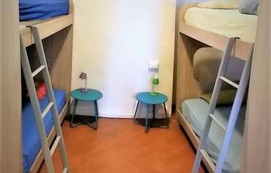 Imagem: A casa possui 4 Dormitórios, 4 Banheiros, 108m² de Área e