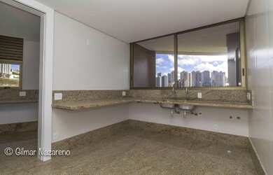 Imagem 16: Maravilhoso APARTAMENTO situado em andar muito alto do icônico RESIDENCIAL...