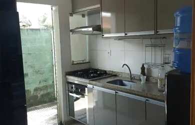 Imagem: A casa em condomínio possui 3 Dormitórios, 2 Banheiros, 2