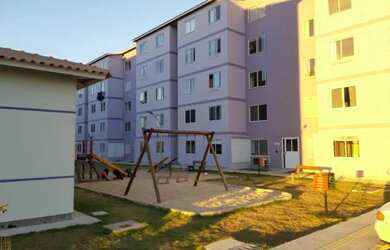 Imagem: O apartamento possui 2 Dormitórios, 1 Banheiro, 1 Vaga na garagem