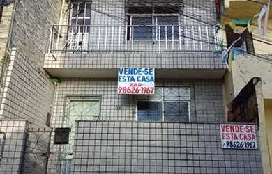 Imagem: A casa possui 2 Dormitórios, 2 Banheiros e está localizado