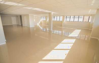 Imagem: O depósito possui 632m² de Área e está localizado em Centro