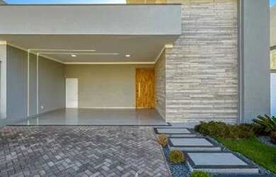 Imagem: A casa em condomínio possui 3 Dormitórios, 5 Banheiros, 220m²