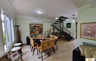 Imagem: A casa em condomínio possui 3 Dormitórios, 5 Banheiros, 4