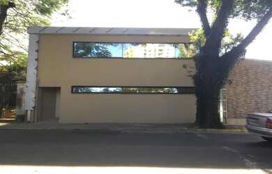 Imagem: A casa possui 5 Dormitórios, 2 Banheiros, 146m² de Área e