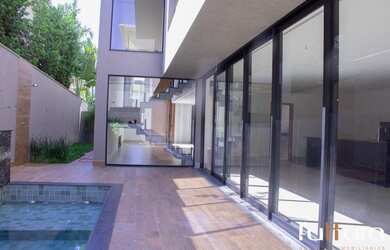 Imagem 8: Sobrado à venda, Condomínio Jardins Madri, Goiânia, GO