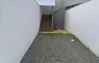 Imagem: O apartamento possui 2 Dormitórios, 2 Banheiros, 2 Vagas na