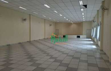 Imagem: O depósito e possui Dormitórios, Suítes, Banheiros, 5