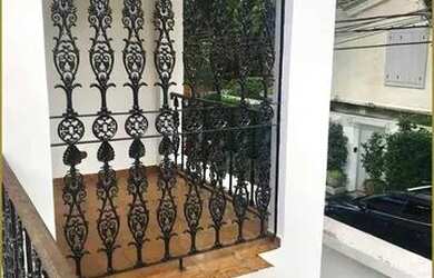 Imagem: A casa em condomínio possui 3 Dormitórios, 4 Banheiros, 3