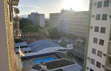 Imagem: O apartamento possui 2 Dormitórios, 2 Banheiros, 1 Vaga na