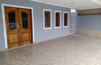 Imagem: A casa em condomínio possui 3 Dormitórios, 5 Banheiros, 4