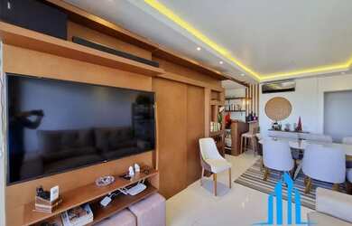 Imagem: O apartamento possui 2 Dormitórios, 2 Banheiros, 1 Vaga na