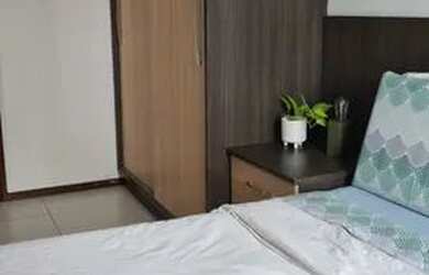 Imagem: O apartamento possui 1 Dormitório, 1 Banheiro, 1 Vaga na garagem