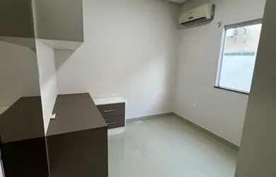 Imagem 8: Forest Hill / Térrea 240m² 3 Suítes / Com Modulados / Bem localizado...