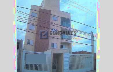 Imagem: O apartamento possui 3 Dormitórios, 1 Banheiro, 1 Vaga na garagem