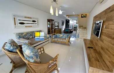 Imagem: A casa em condomínio possui 3 Dormitórios, 3 Banheiros, 2