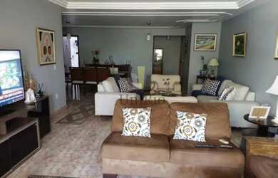 Imagem: O apartamento possui 4 Dormitórios, 5 Banheiros, 3 Vagas na