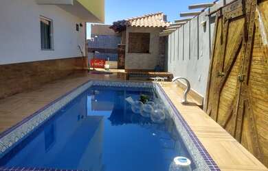 Imagem: A casa em condomínio possui 3 Dormitórios, 3 Banheiros, 3