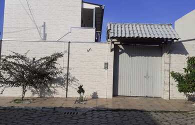 Imagem: A kitnet possui 1 Dormitório, 1 Banheiro, 1 Vaga na garagem