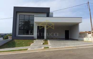 Imagem: A casa em condomínio possui 3 Dormitórios, 4 Banheiros, 4