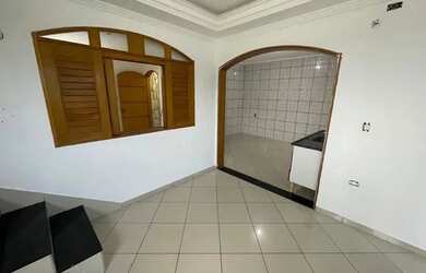 Imagem 4: Aluga-se está casa. Varanda, Área de serviço, 1 Vaga na garageme3 Dormitórios