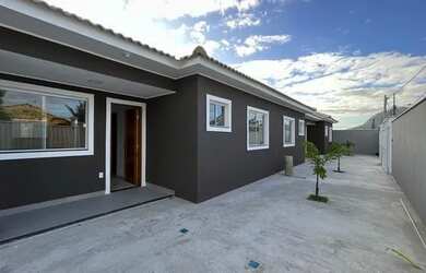 Imagem: A casa possui 2 Dormitórios, 2 Banheiros e 55m² de Área e